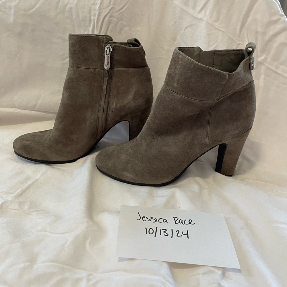 Size 6 1/2 women’s heeled booties Sam Edelman